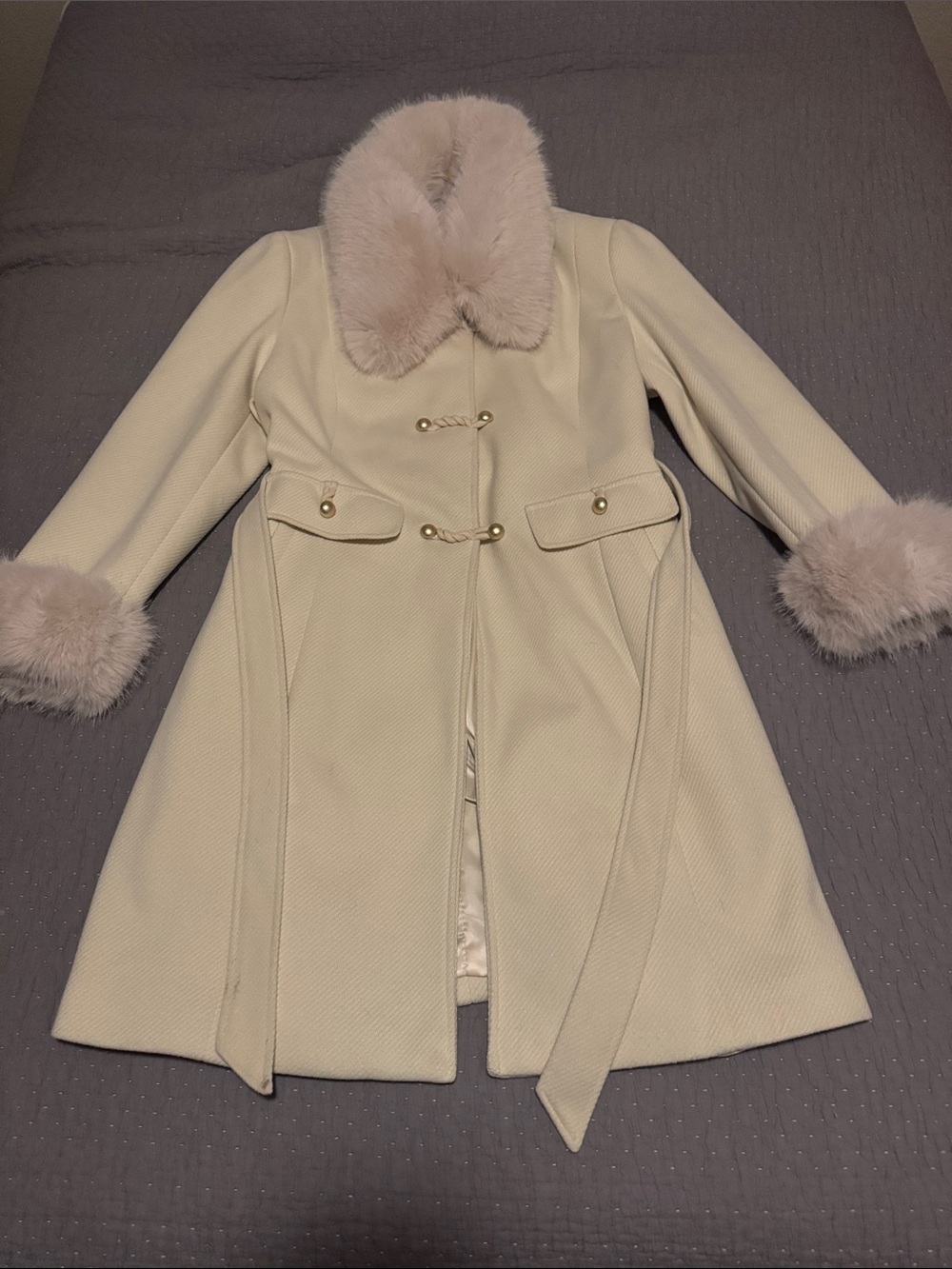 Yi Mai Fashion Belted Trench Formal Coat w/ Fur